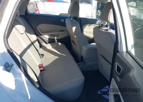 2016 Ford Fiesta Se z USA, uszkodzony, nr VIN 3FADP4EJ2GM182609